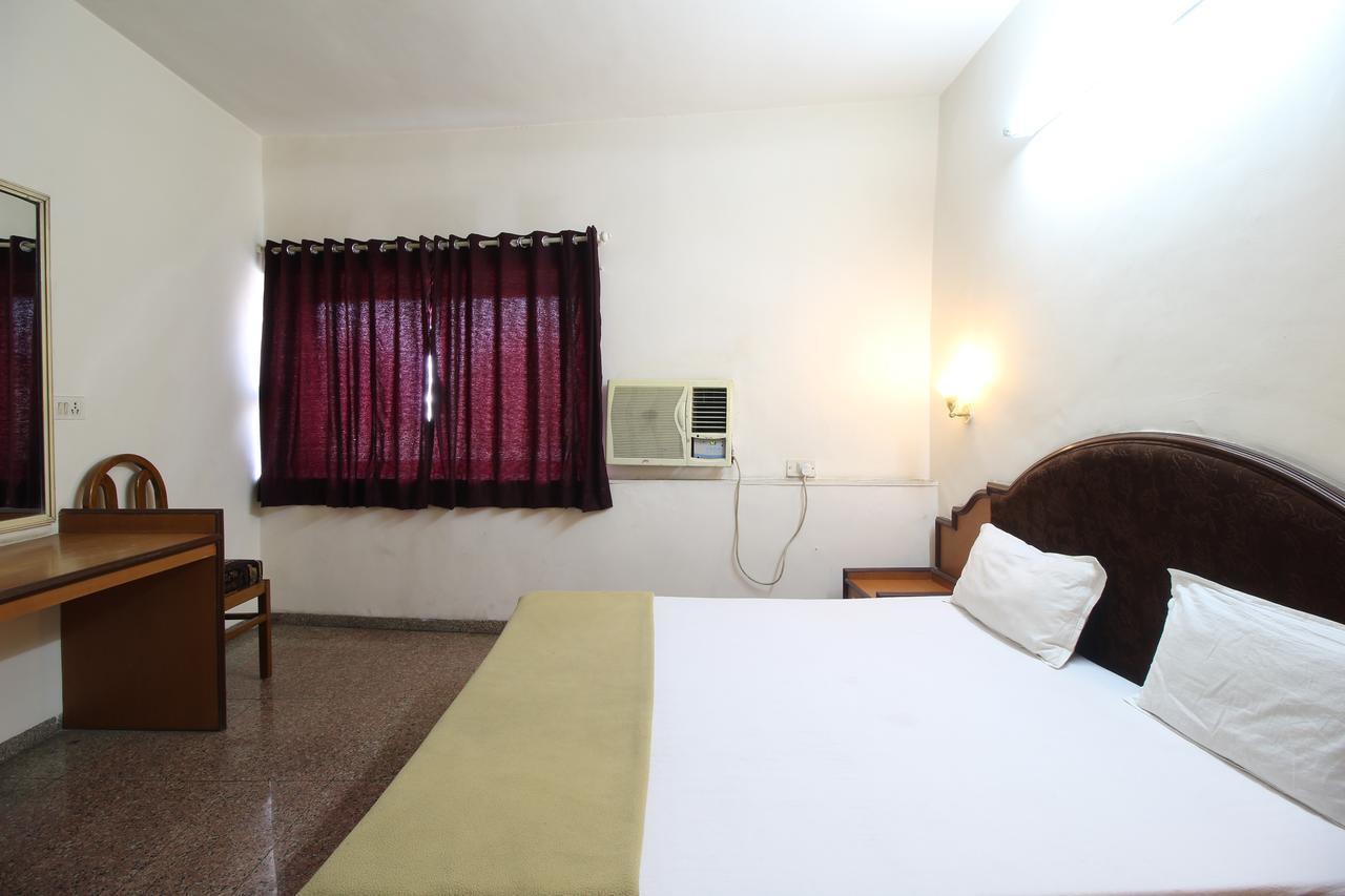 Soubhagya Inn Silvassa Exterior photo